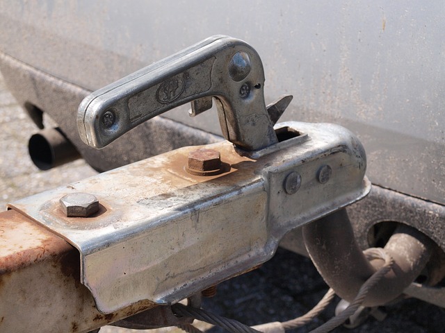 tažné zařízení za auto